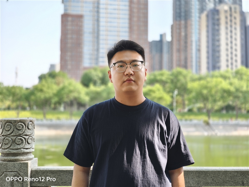 实况照片首度驾临安卓机！OPPO Reno12 Pro评测：我的照片起风了 OPPO Pro评测 第12张