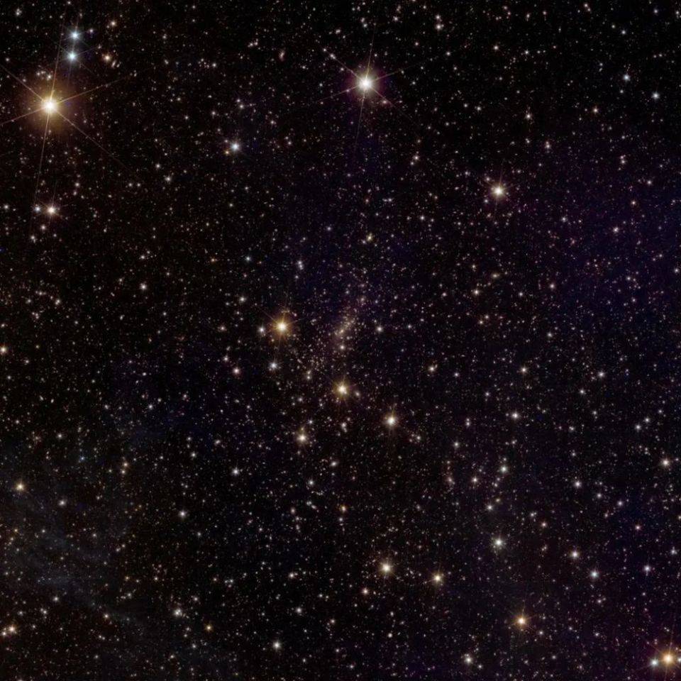 欧几里发布5幅全新的宇宙照  欧几里 宇宙照 第5张