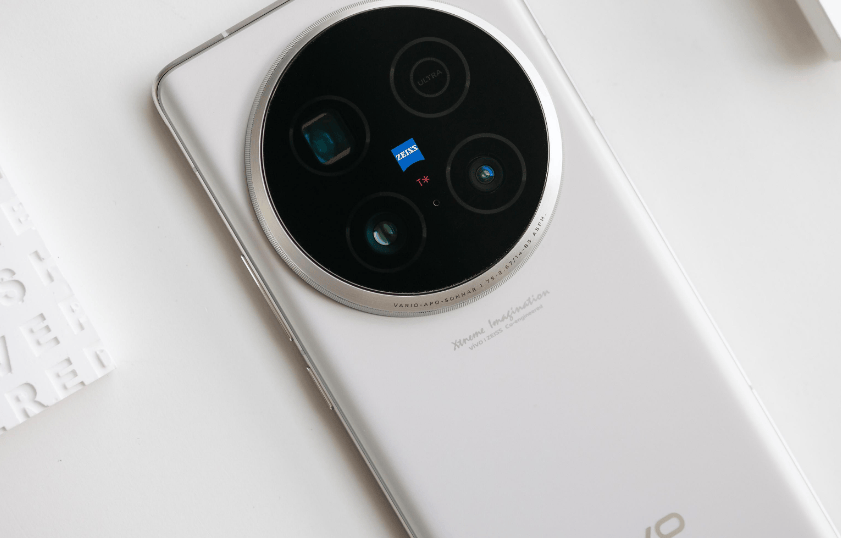  vivo和oppo两大旗舰手机对比，都是影像旗舰，谁更值得买？ vivo和oppo两大旗舰手机对比 影像旗舰 第2张