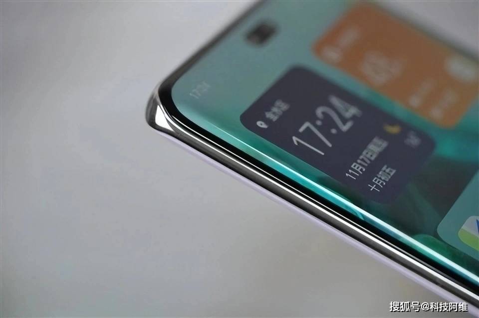 荣耀果断“发飙”，16GB+1TB+5000万三摄，旗舰手机沦为中档机  荣耀 第2张