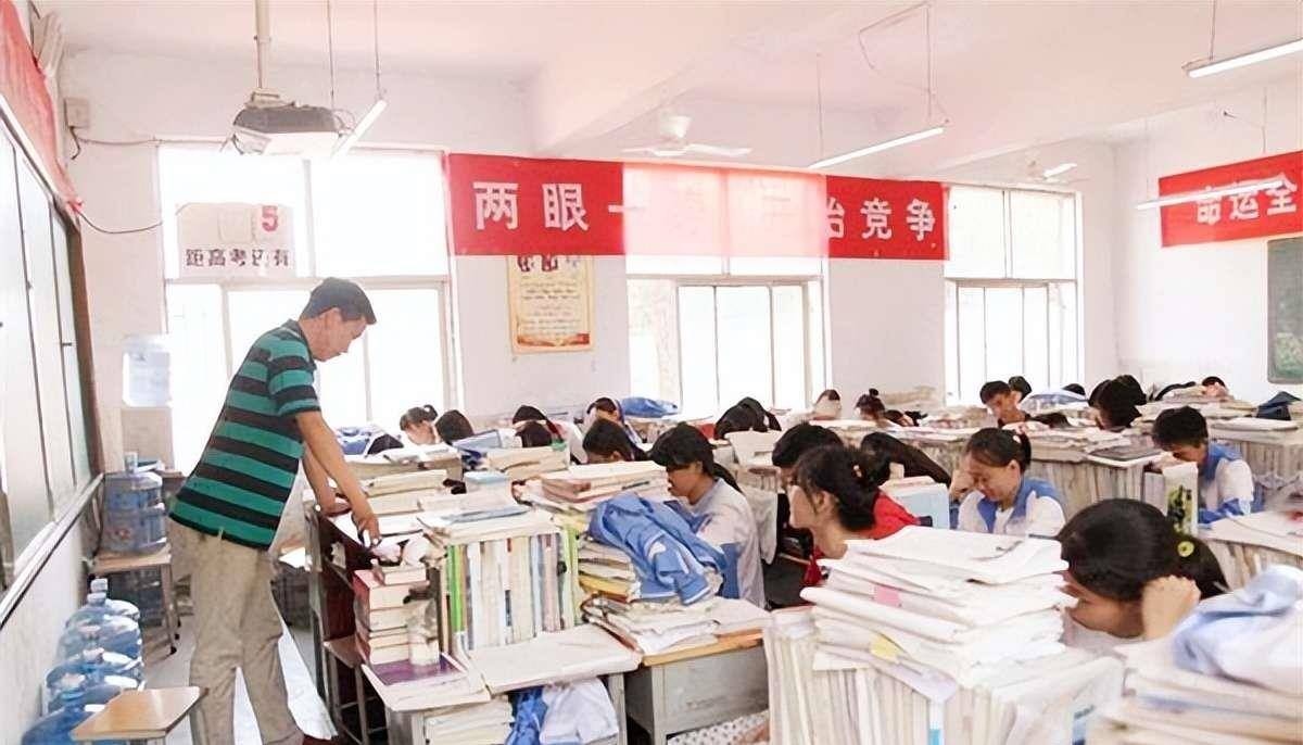  中国三大未解之谜，安徽巨蟒渡劫、神奇的猫眼男孩，真相是什么？ 安徽巨蟒渡劫 猫眼男孩 第7张