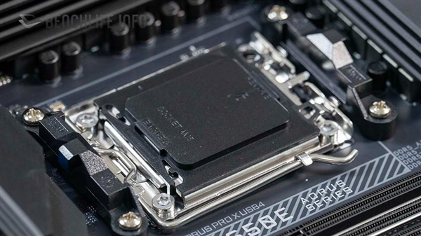AMD Zen5新主板也叫800系列！正面撞车Intel Zen5新主板 第3张
