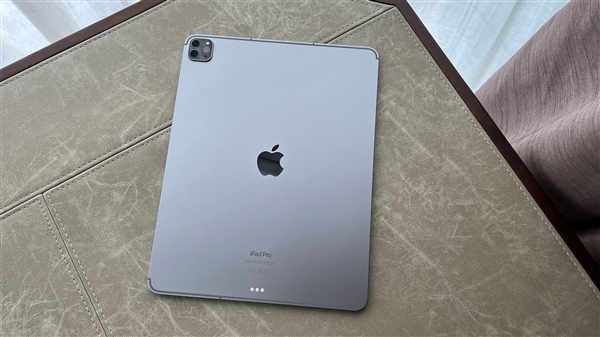 苹果设计师：未来iPad将改变苹果Logo方向 苹果设计师 iPad 第1张