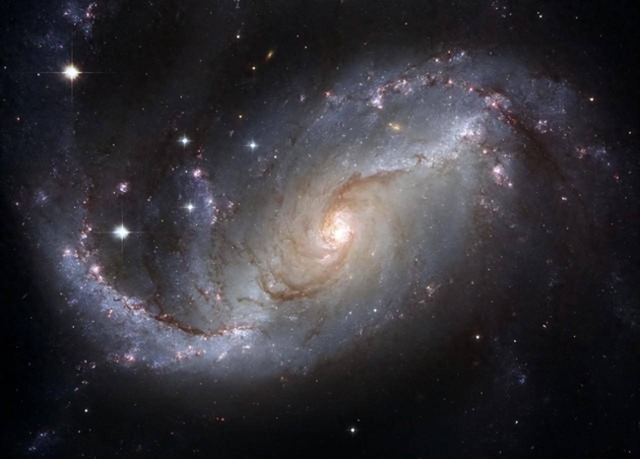 相隔仅40光年！研究人员发现最近的潜在宜居行星：比地球略小  宜居行星 第1张