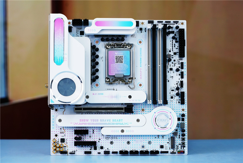 高颜值主板铭瑄iCraft B760M CROSS评测：性能完全不输三大厂竞品 铭瑄iCraft CROSS评测 第1张
