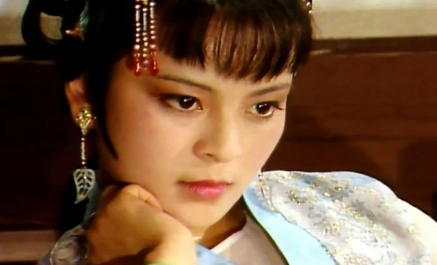 贾探春是王夫人情敌生的女儿，为何让她协理自己管家？（怎么可以错过） 第2张