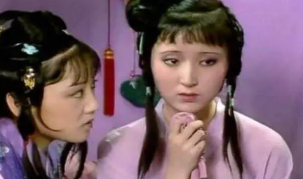 原本伺候贾母的紫鹃，为什么会一心一意的只为林黛玉？（全程干货） 第2张