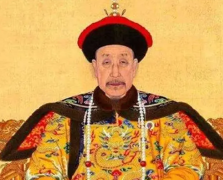 嘉庆上位不久就弄死了和珅 嘉庆又是怎么对待纪晓岚的（难以置信） 第3张