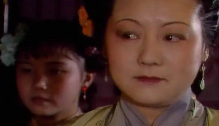 为何送宫花的周瑞家把林黛玉放到最后，是有意为之？（怎么可以错过） 第2张