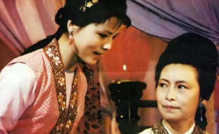 在王夫人的心里，为何花袭人这样的小丫头随时可以替换？（干货分享） 第2张