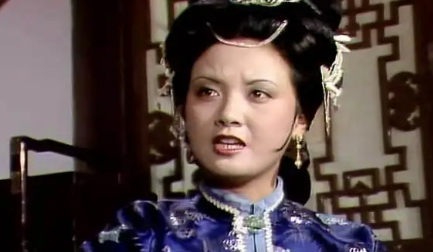 一个“贼”字如何完美总结了王熙凤与贾琏的婚姻悲剧？（速看） 第1张