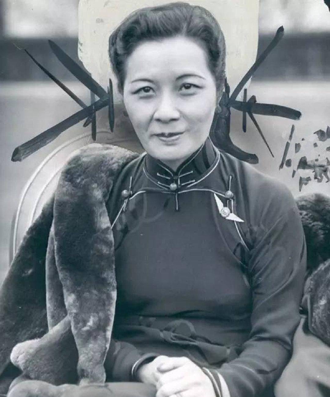 广西村民采药迷路深山，意外发现飞机残骸，揭开52年前未解之谜  飞机残骸 第8张