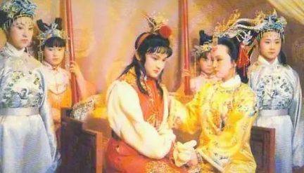 贾元春为何认为薛宝钗才是最合适贾宝玉的婚配人选？（原创） 第1张