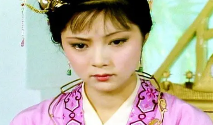 贾母如何直白的说出自己不喜欢薛宝钗的真正内情？（居然可以这样） 第3张
