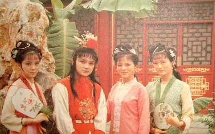 在贾宝玉的怡红院里，丫头们是为待遇到底好不好？（越早知道越好） 第2张
