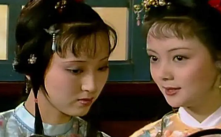 红楼梦中，薛宝钗为何对林黛玉当场说她坏话没有翻脸？（学会了吗） 第3张