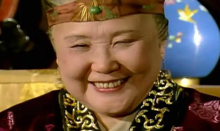 贾母在尤氏身上看到了什么优点，才会对她打抱不平？（干货满满） 第2张