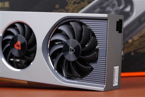 7nm工艺、7GB显存！摩尔线程MTT S70图赏 摩尔线程MTT S7 第12张