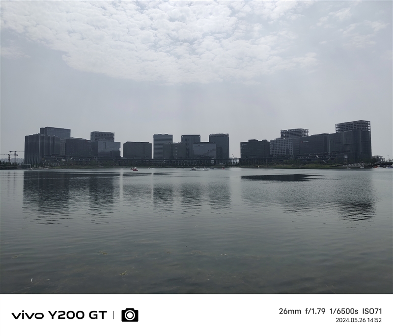 续航是旗舰机2倍！ 新一代国民手机vivo Y200 GT评测：1499元我最强 vivo GT评测 第24张