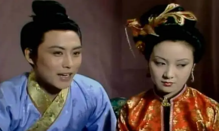王熙凤一辈子追求和贾琏夫妻恩爱，为什么却失败了？（真没想到） 第1张