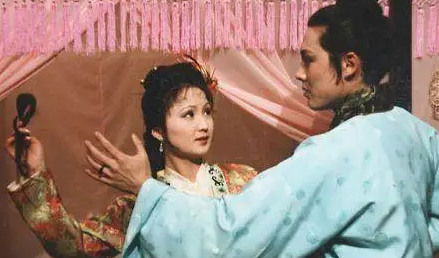 王熙凤一辈子追求和贾琏夫妻恩爱，为什么却失败了？（真没想到） 第2张