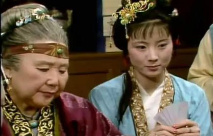 鸳鸯活成了翻版的王熙凤，为何还是没有出头之日（全程干货） 第3张
