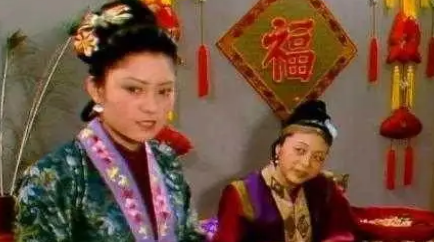 彩云内心效忠着赵姨娘，为何却成为了王夫人的心腹？（不看后悔） 第2张