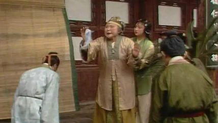 薛宝钗这么积极破财，是为贾宝玉好，还是为自己好？（怎么可以错过） 第2张