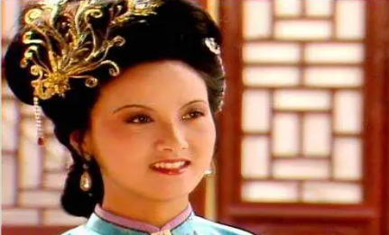 为何夸奖贾环时，会把王熙凤和贾琏夫妇给打脸一回？（怎么可以错过） 第3张