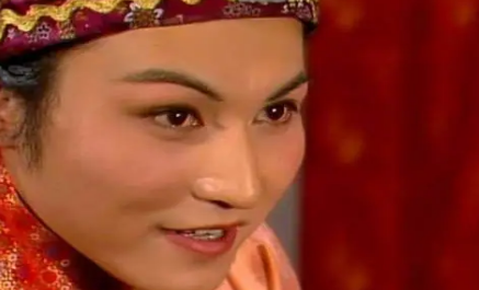 乌进孝如何把荣国府这层外头甜里头苦的遮羞布给揭开？（奔走相告） 第3张