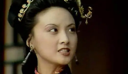 输了身份赢了格局的赖嬷嬷，如何给贾母敲响警钟？（燃爆了） 第1张