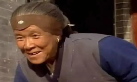 离开哪三个男人，刘姥姥进贾府的可能性几乎为零？（快来看） 第3张