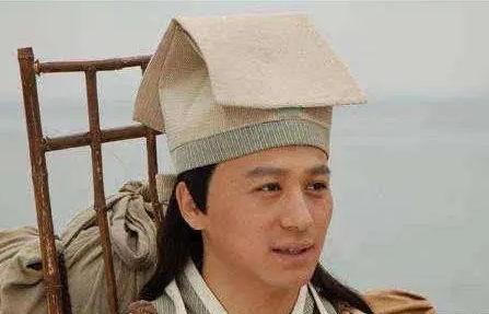 古代读书人为何考中秀才就很满意了 秀才有什么特权吗（学到了吗） 第2张