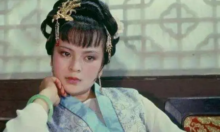 赵姨娘登门叫骂时，贾探春如何另类保护自己母亲？（这都可以？） 第3张