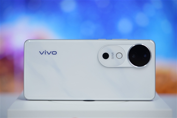 充电一次玩游戏14小时！vivo S19图赏 vivo S19 第7张