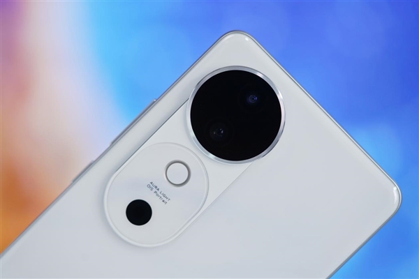 充电一次玩游戏14小时！vivo S19图赏 vivo S19 第13张