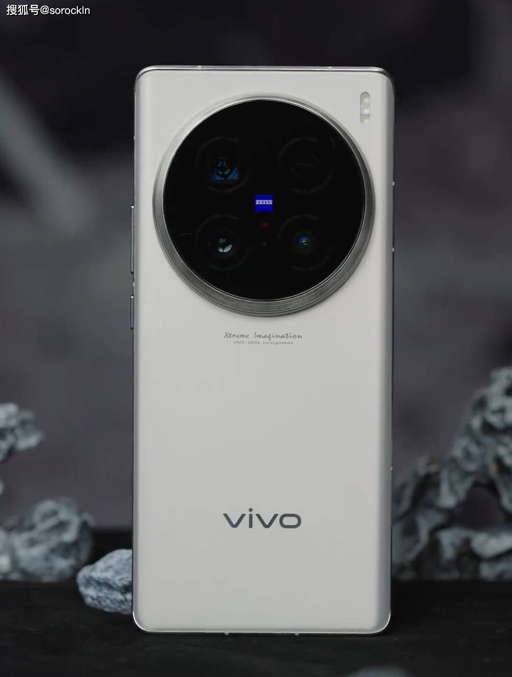 手机市场迎来“新黑马”，1小时卖出5亿元，骁龙8Gen3+100倍变焦  骁龙8Gen3+ 第2张