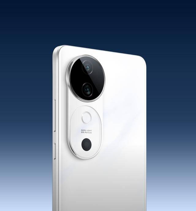 骁龙7Gen3+16GB+512GB，vivo S19和荣耀200相差100元，该咋选?  vivo S19 荣耀200 骁龙7Gen3 第3张