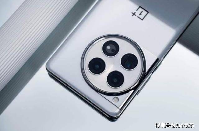 OPPO开始“发飙”，骁龙8Gen3+哈苏三摄，16GB+512GB突降941元  OPPO 骁龙8Gen3 第2张