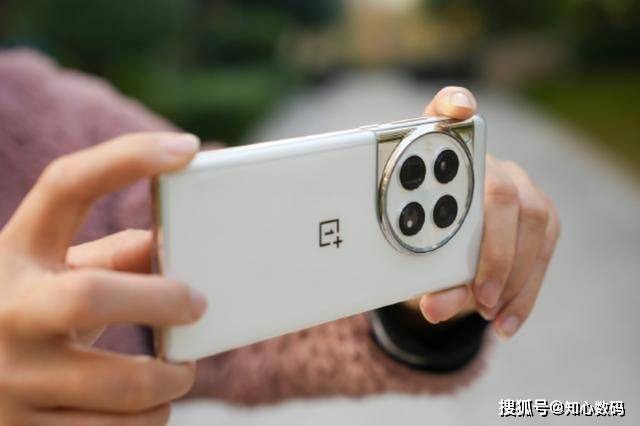 OPPO开始“发飙”，骁龙8Gen3+哈苏三摄，16GB+512GB突降941元  OPPO 骁龙8Gen3 第5张