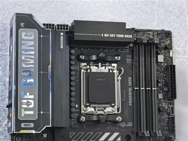 支持多GPU 华硕推出全新X870主板：适配AMD锐龙9000系列 华硕 X870主板 第3张