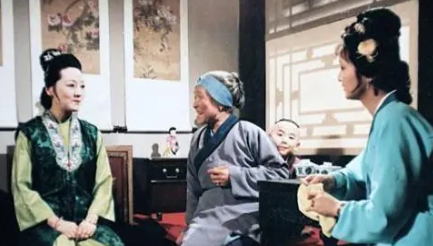 生活在荣国府的老婆子们，真的就是不如死鱼眼珠吗？（学到了吗） 第2张