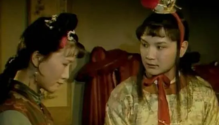 李嬷嬷本是最有体面的人，为何最后却颜面尽失了？（深度揭秘） 第3张