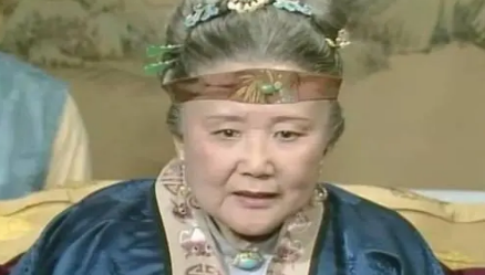 为何说晴雯大好年华香消玉殒，贾母真的是难逃其咎？（快来看） 第2张