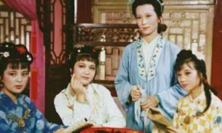 李纨为了举办聚会，如何算计史湘云，王熙凤和贾府？（新鲜出炉） 第2张