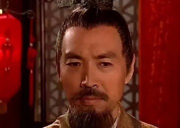 汉宣帝从霍光手中夺回权力，为什么汉献帝对曹操无可奈何？（燃爆了） 第3张