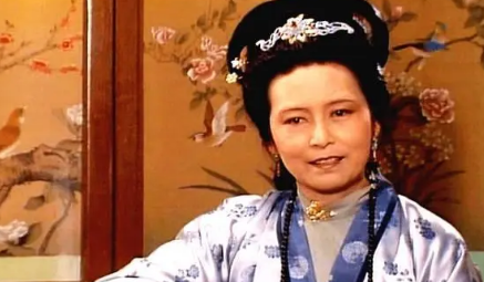 对王熙凤而言，贾元春的省亲活动为何不是什么好事？（原创） 第3张