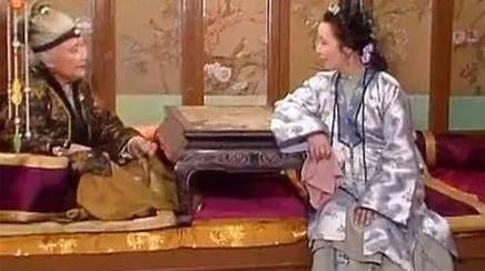 贾母为什么不得不去附和王夫人首次的工作汇报？（万万没想到） 第1张