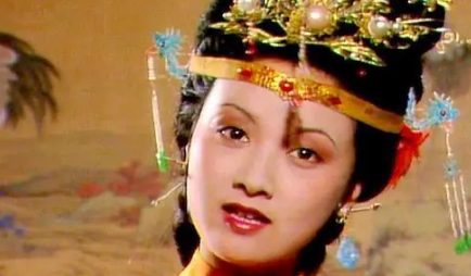 王熙凤如此要钱不要脸的行为，为何说也是万般无奈？（速看） 第2张