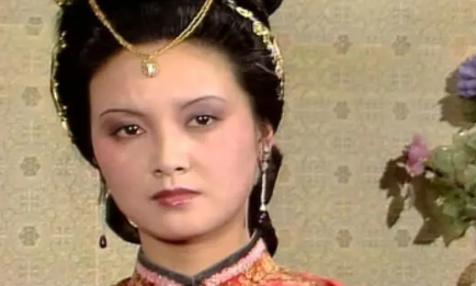 王夫人为何要把一个集优点在身的晴雯给处理了？（原创） 第2张